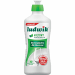 Bottle of Ludwik mint-scented dishwashing liquid with extra cleaning power and biodegradable formula, 1 liter.